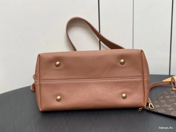 LOUIS VUITTON Jh-31*35*18CM Low Hobo Key 0205